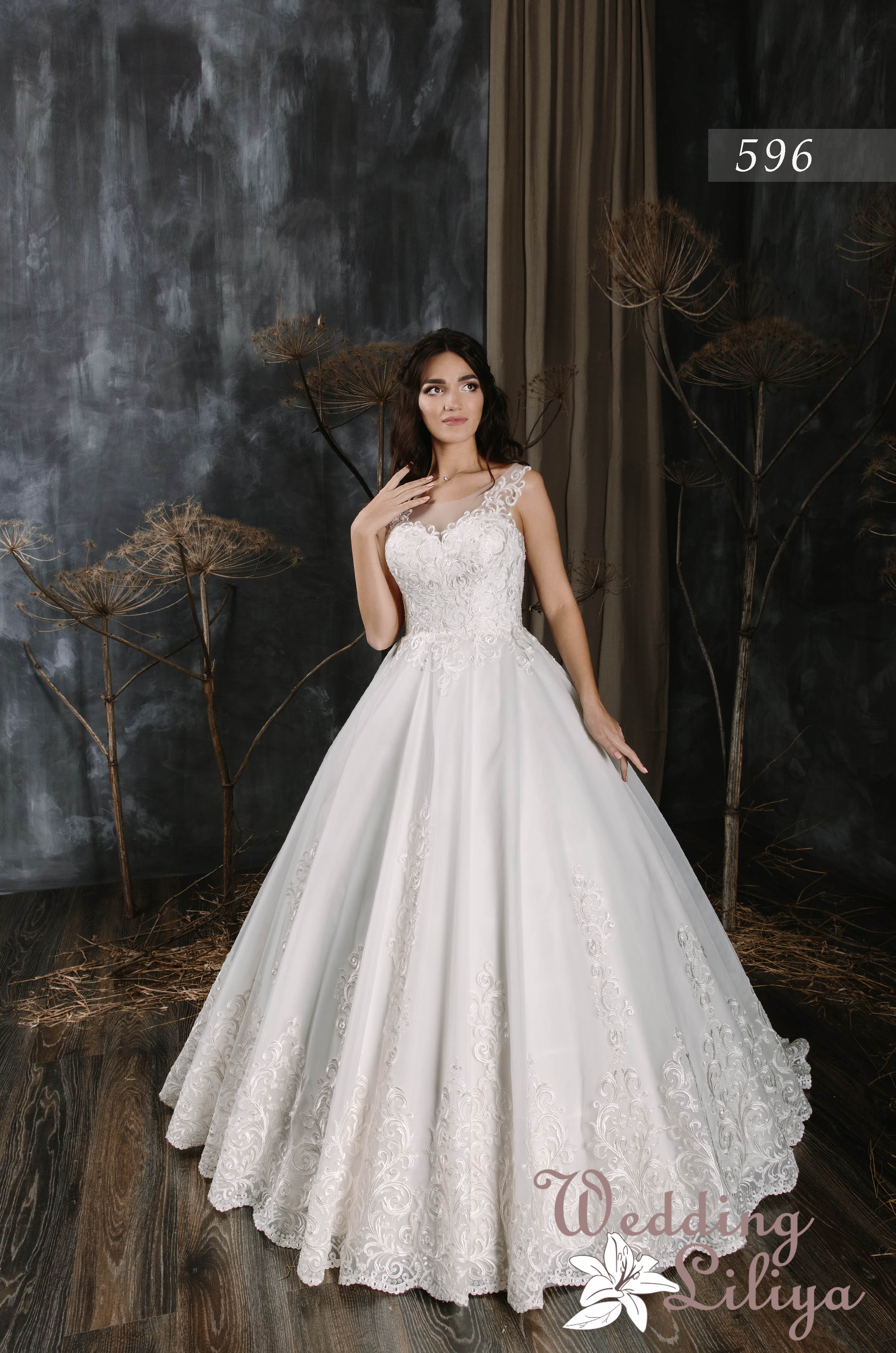 Свадебное платье №596