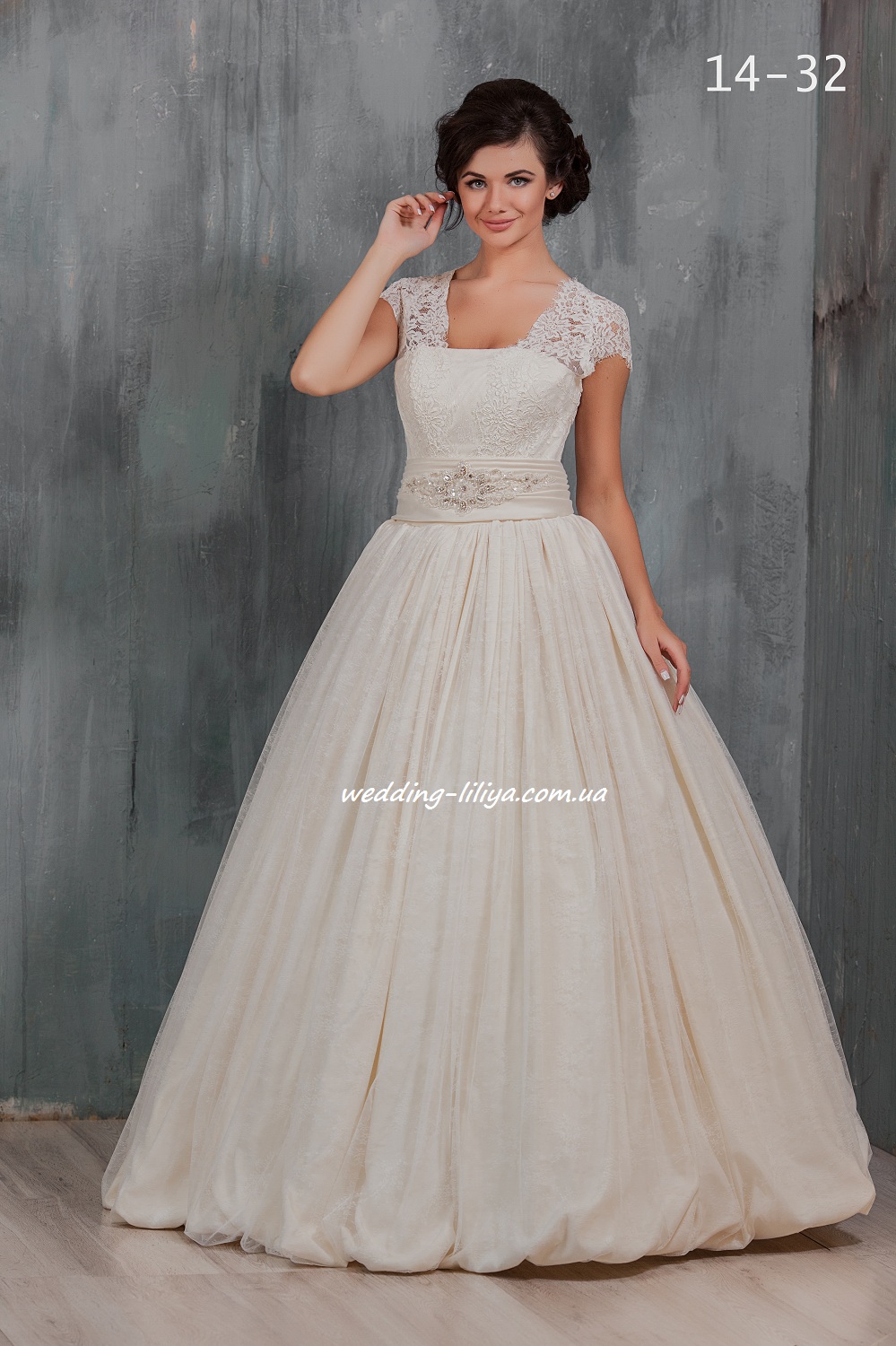Свадебное платье №14-32