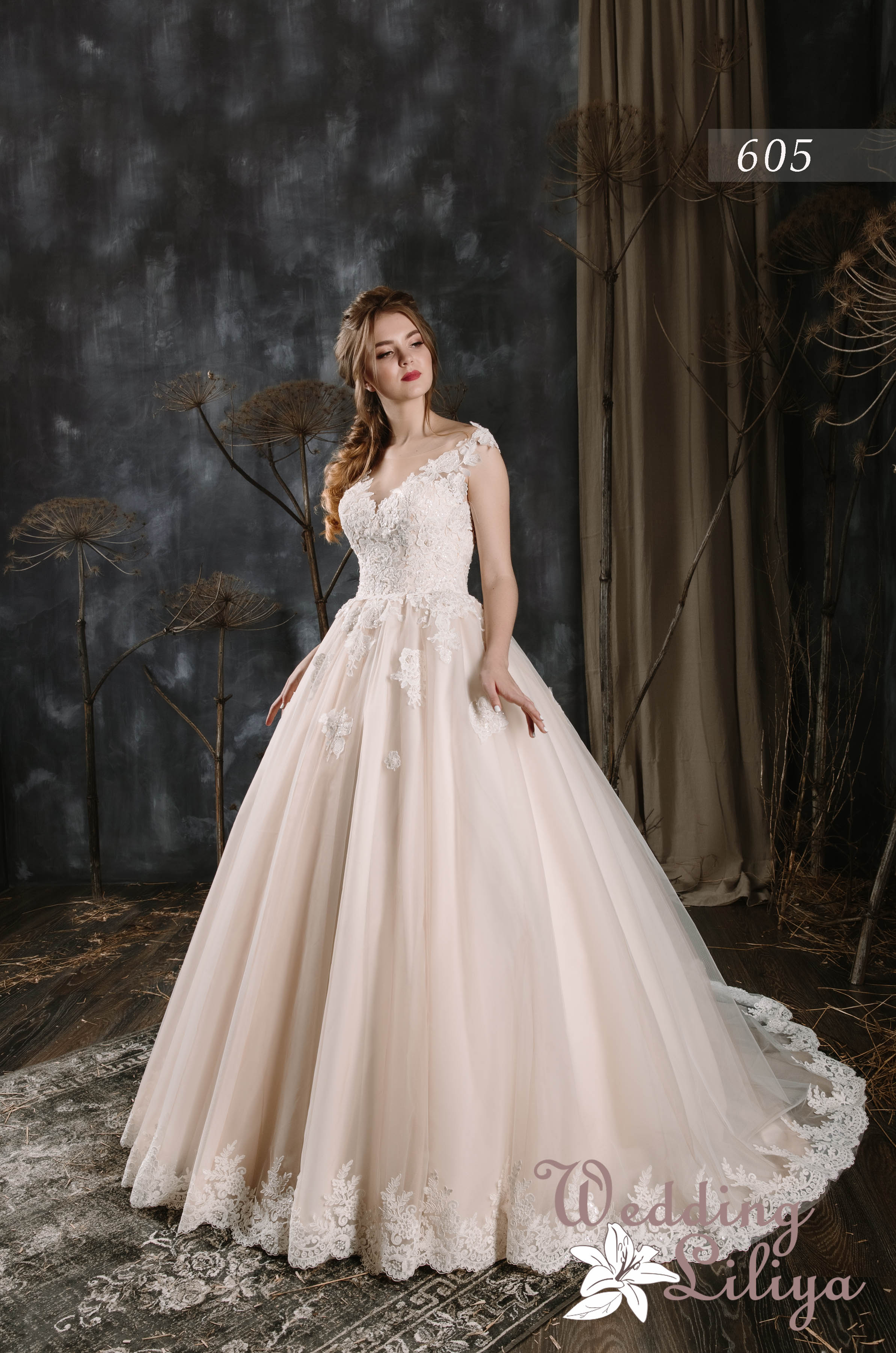 Свадебное платье №605
